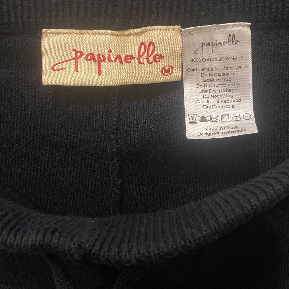 Papinelle Women’s Black Knit Jogger Size M - Picture 7 of 7